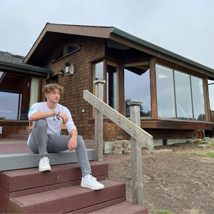 Meet your Posher, Josh